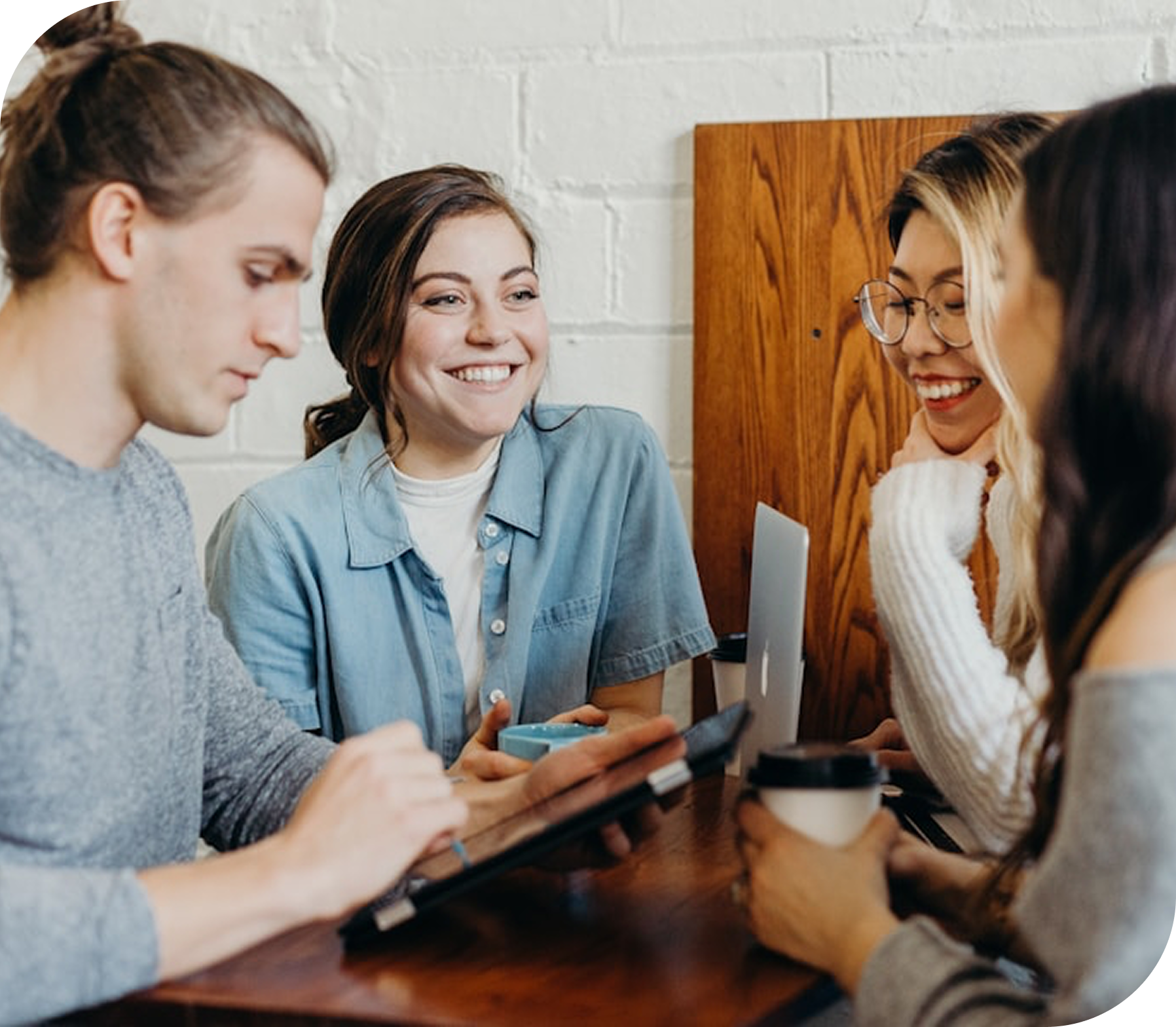 Profesionales de BORTRA FINANCIAL SL reunidos